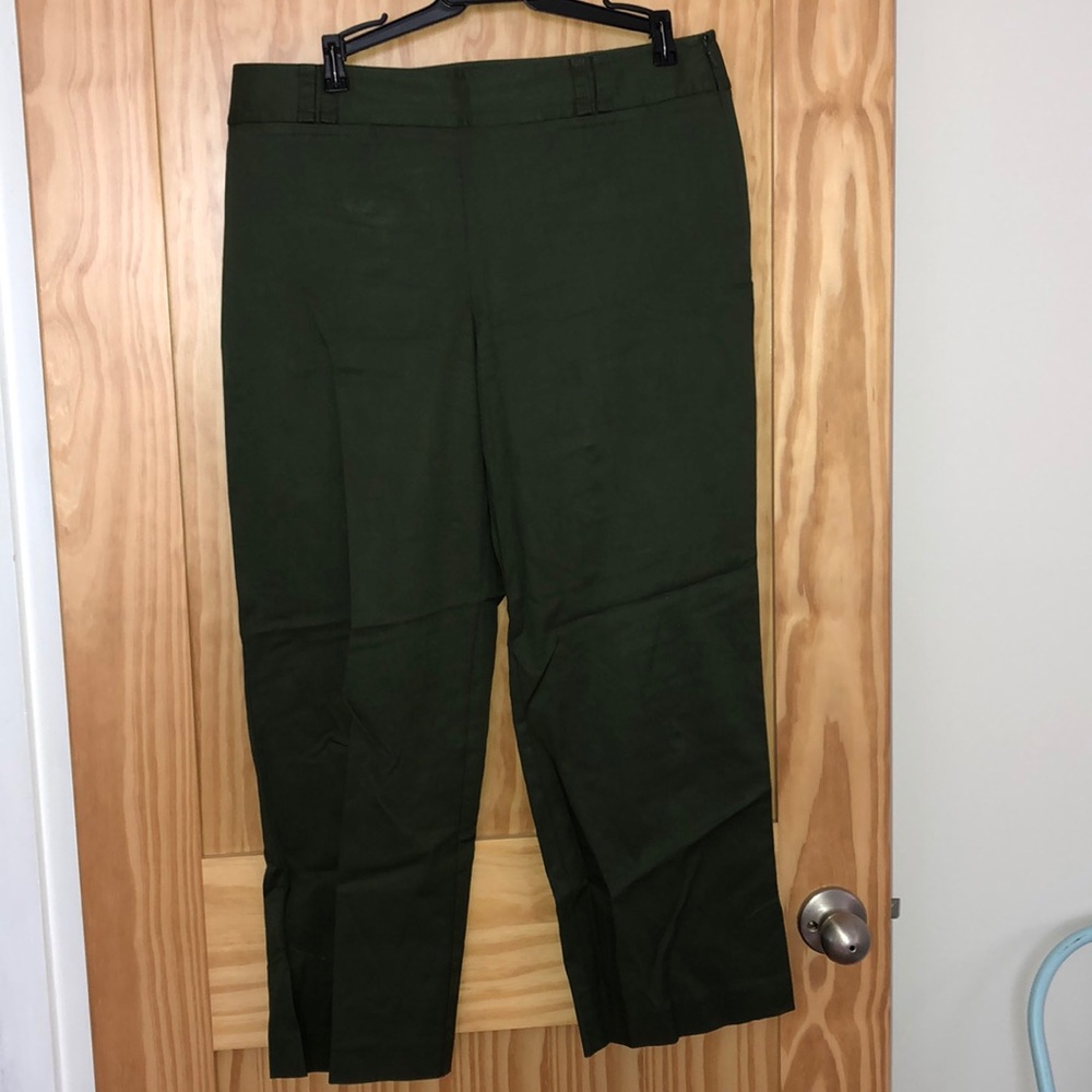 LOFT Ann Capri trousers. Size 10